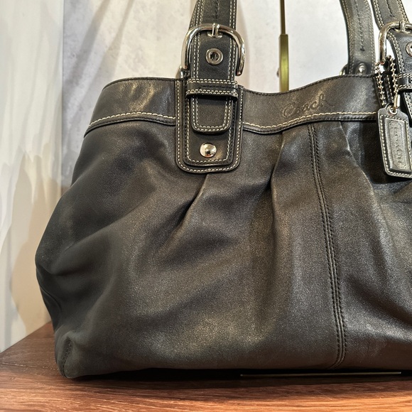 Coach | Black SoHo Pleated Leather Shoulder Purse - Picture 13 of 15